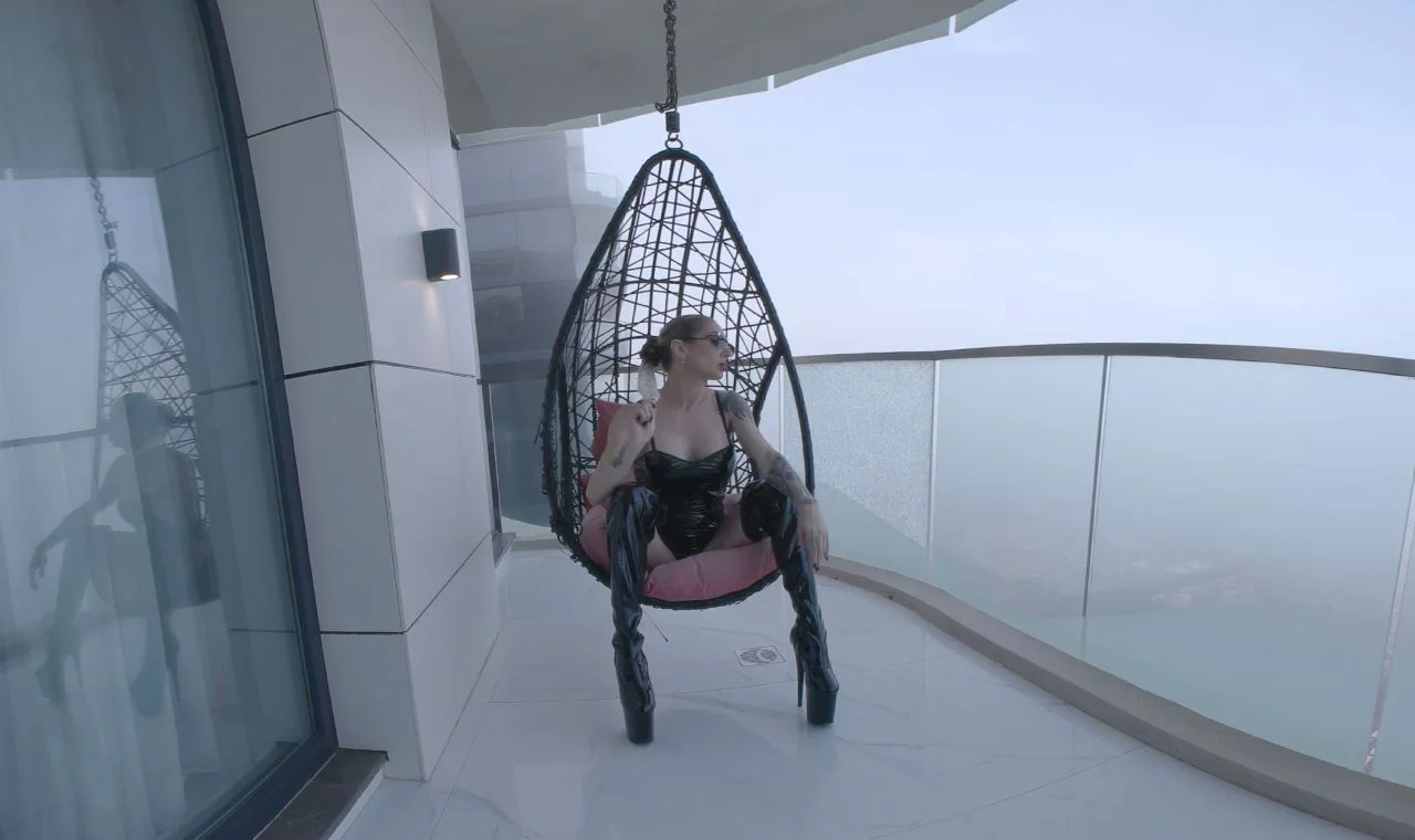 Natasha Vega – Silent Seduction