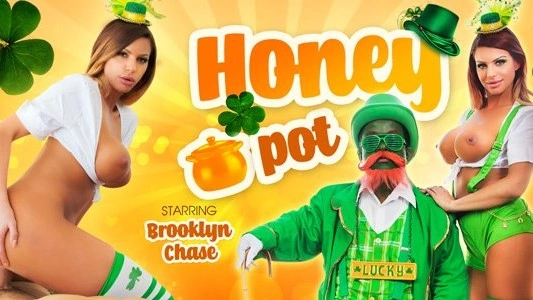 Honey Pot – Rubbing and Fucking Tight Pussy VR Porn