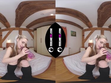 180VR Video Miturasu Please Fuck Me Hard With This Big Pink Dildo